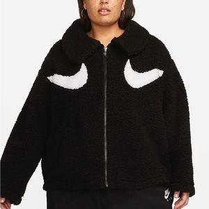 •NIKE•BNWT BLACK/WHITE SPORTSWEAR SWOOSH WOMENS FULL ZIP JACKET. SIZE SMALL